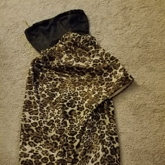 Cheetah print strapless mini dress - Picture 2 of 2